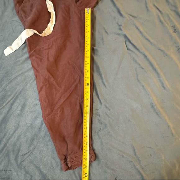 Wilfred Linen Blend Chocolate Brown Pants

#1158 - Picture 7 of 7